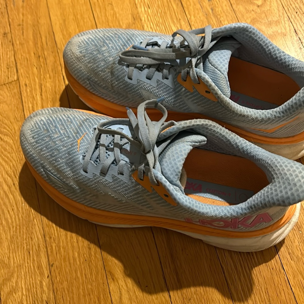 Hoka Clifton 9